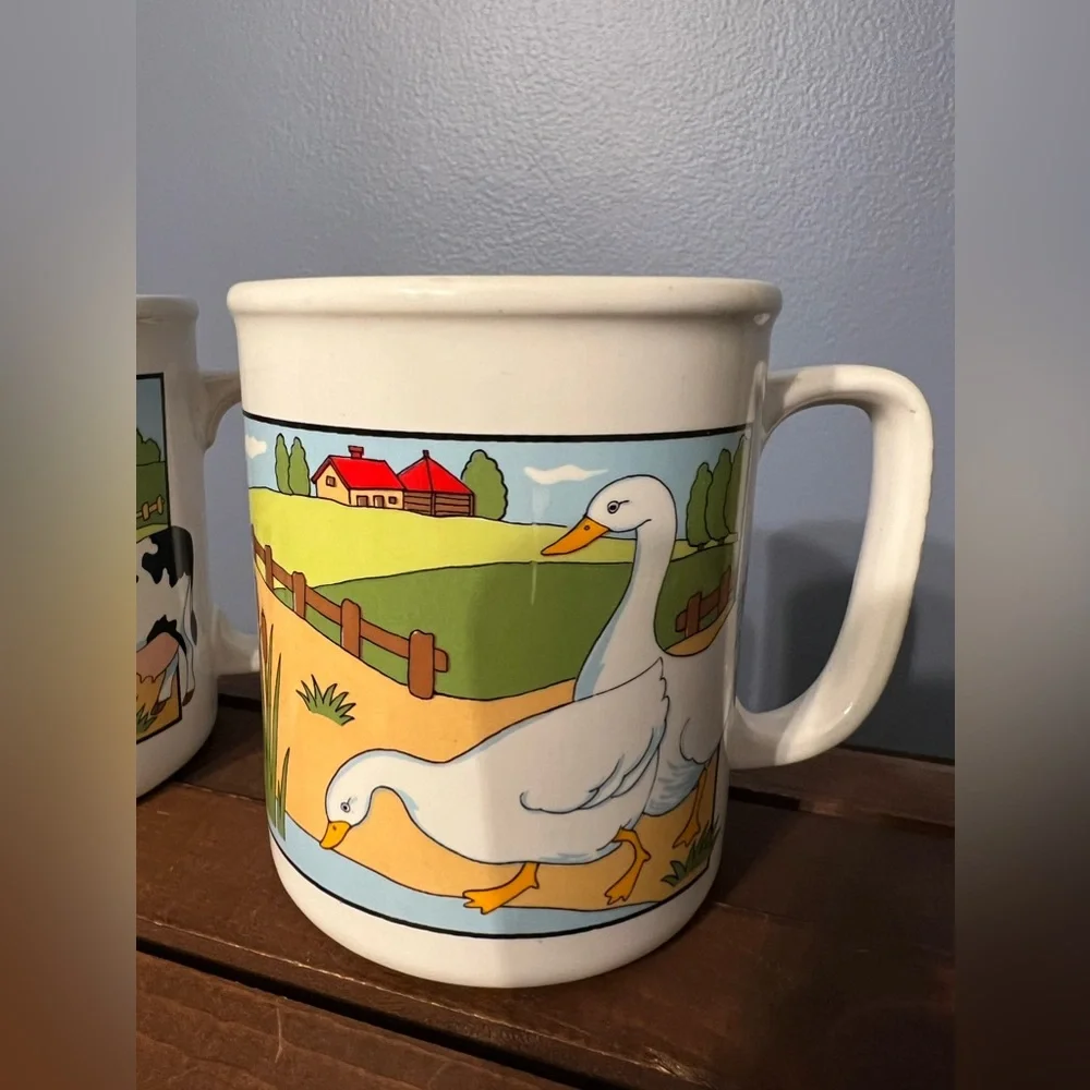 Fred Roberts Farm Animal Mug Set‎ Stoneware Boxed Illustrations Japan Set of 2